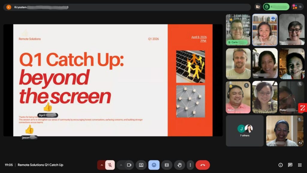 Online events gathering with topic display on screen